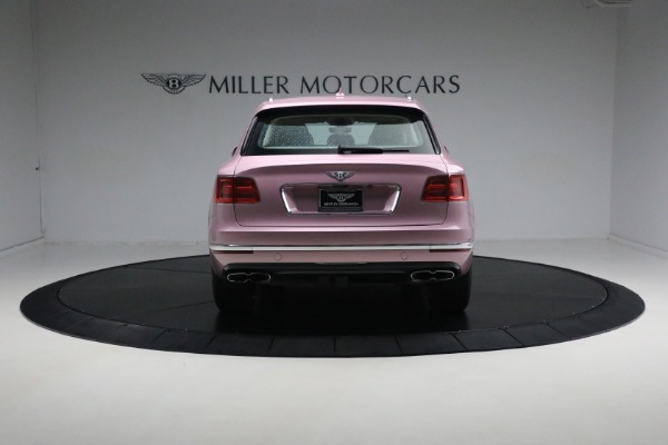 Used 2019 Bentley Bentayga V8 for sale Sold at Bugatti of Greenwich in Greenwich CT 06830 6