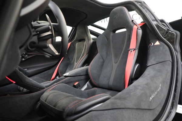 New 2024 McLaren 750S Performance for sale Sold at Bugatti of Greenwich in Greenwich CT 06830 26