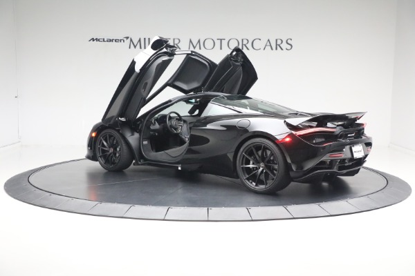 Used 2018 McLaren 720S Luxury for sale Sold at Bugatti of Greenwich in Greenwich CT 06830 15