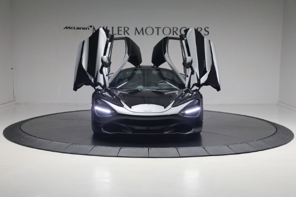 Used 2018 McLaren 720S Luxury for sale Sold at Bugatti of Greenwich in Greenwich CT 06830 20