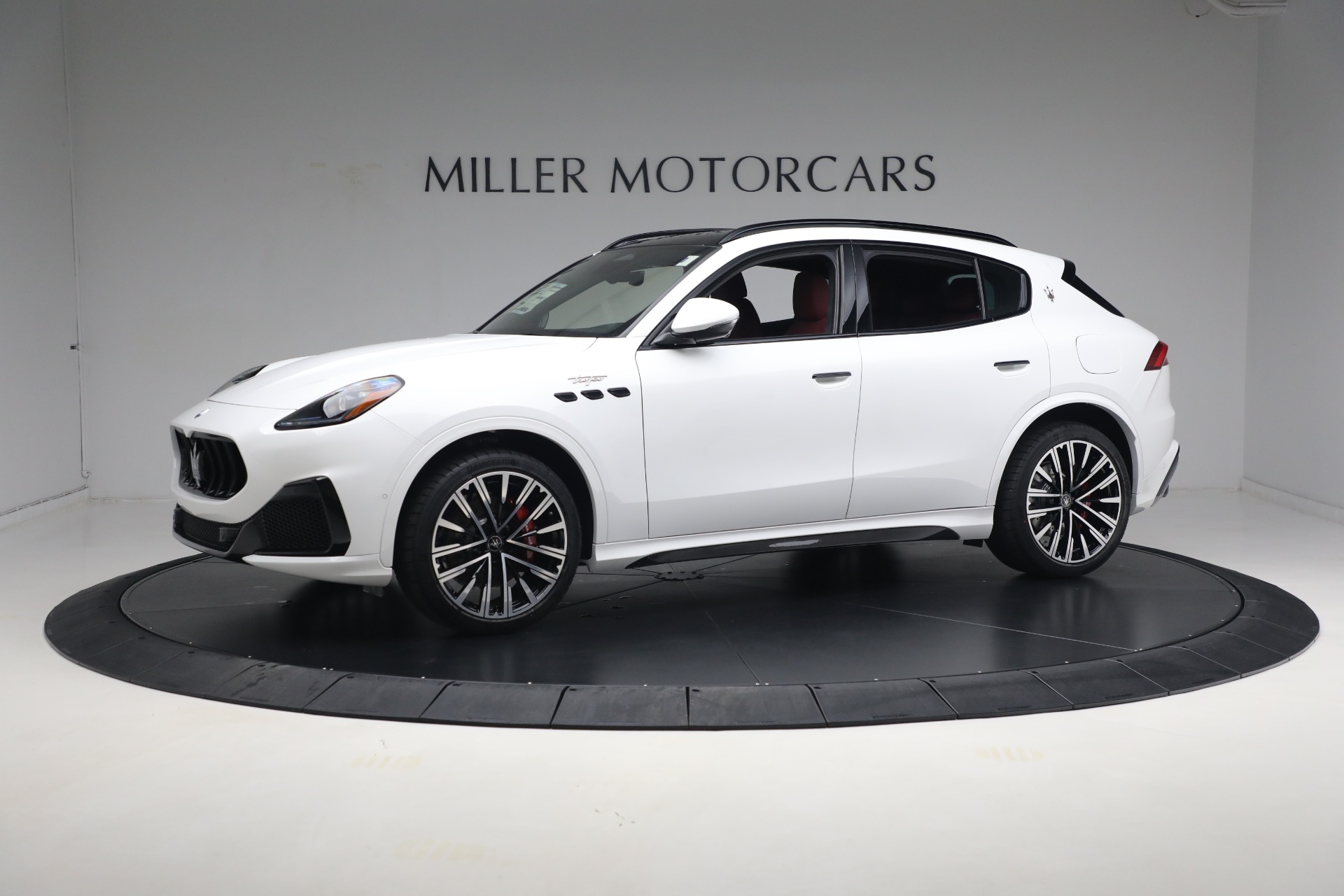 New 2024 Maserati Grecale Trofeo for sale Sold at Bugatti of Greenwich in Greenwich CT 06830 1