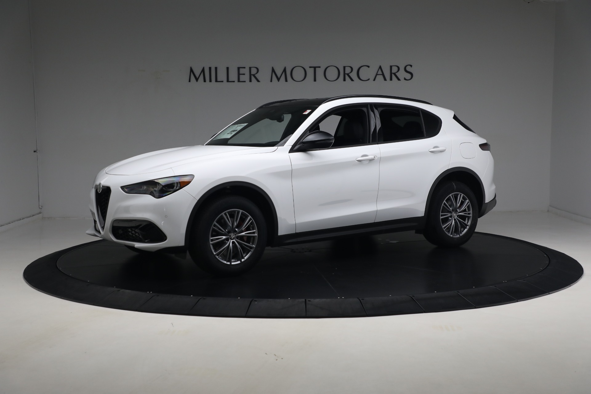 New 2024 Alfa Romeo Stelvio Sprint for sale Sold at Bugatti of Greenwich in Greenwich CT 06830 1