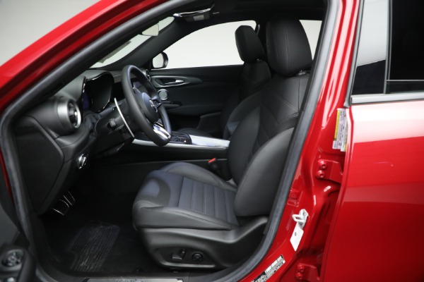 New 2024 Alfa Romeo Tonale Veloce for sale Sold at Bugatti of Greenwich in Greenwich CT 06830 28