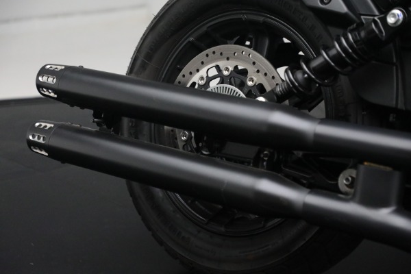 Used 2020 Indian Scout Bobber Thunder Black Smoke ABS for sale Sold at Bugatti of Greenwich in Greenwich CT 06830 14