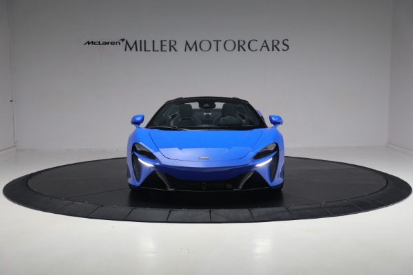 New 2025 McLaren Artura Spider Performance for sale $329,718 at Bugatti of Greenwich in Greenwich CT 06830 12