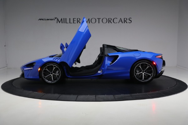 New 2025 McLaren Artura Spider Performance for sale $329,718 at Bugatti of Greenwich in Greenwich CT 06830 27