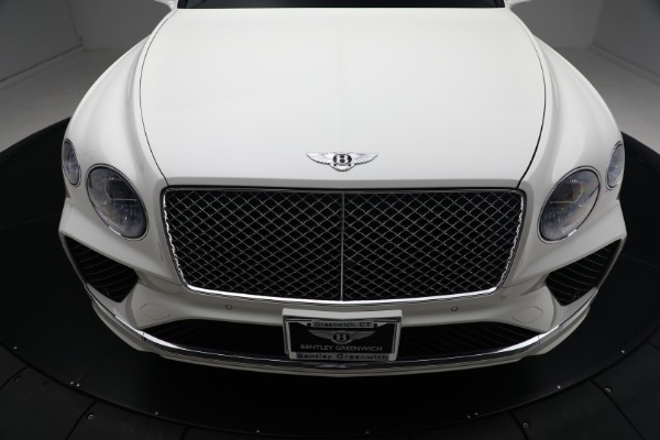 Used 2021 Bentley Bentayga V8 for sale Sold at Bugatti of Greenwich in Greenwich CT 06830 12