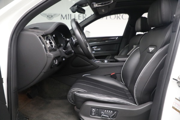 Used 2021 Bentley Bentayga V8 for sale Sold at Bugatti of Greenwich in Greenwich CT 06830 15