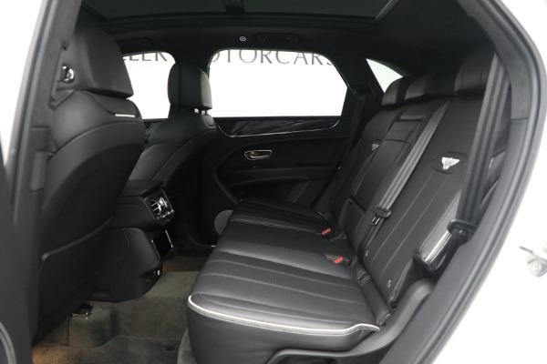 Used 2021 Bentley Bentayga V8 for sale Sold at Bugatti of Greenwich in Greenwich CT 06830 19