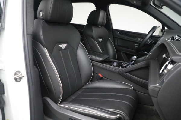 Used 2021 Bentley Bentayga V8 for sale Sold at Bugatti of Greenwich in Greenwich CT 06830 23