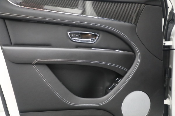 Used 2021 Bentley Bentayga V8 for sale Sold at Bugatti of Greenwich in Greenwich CT 06830 27