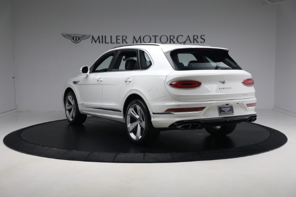 Used 2021 Bentley Bentayga V8 for sale Sold at Bugatti of Greenwich in Greenwich CT 06830 4