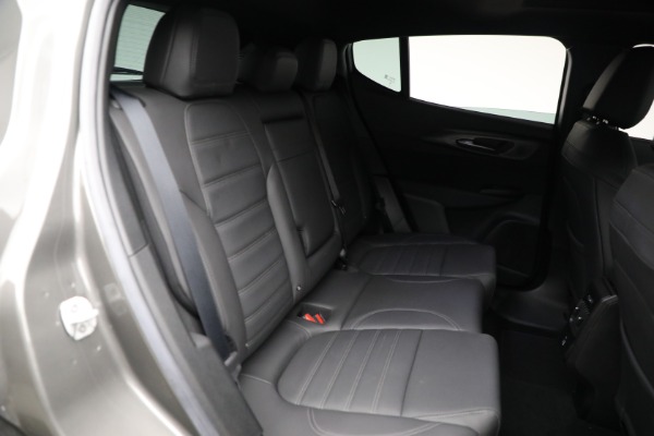 New 2024 Alfa Romeo Tonale Ti for sale Sold at Bugatti of Greenwich in Greenwich CT 06830 17