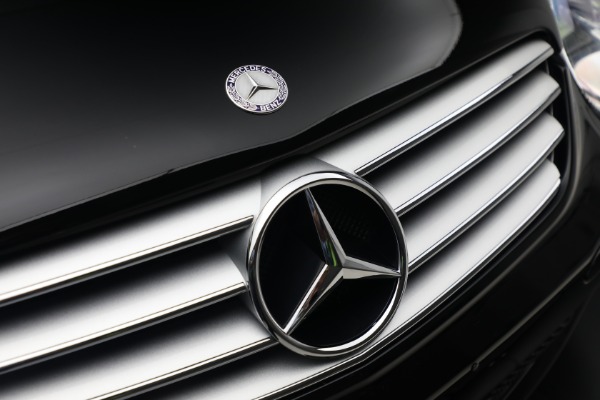 Used 2005 Mercedes-Benz SL-Class SL 65 AMG for sale Sold at Bugatti of Greenwich in Greenwich CT 06830 26