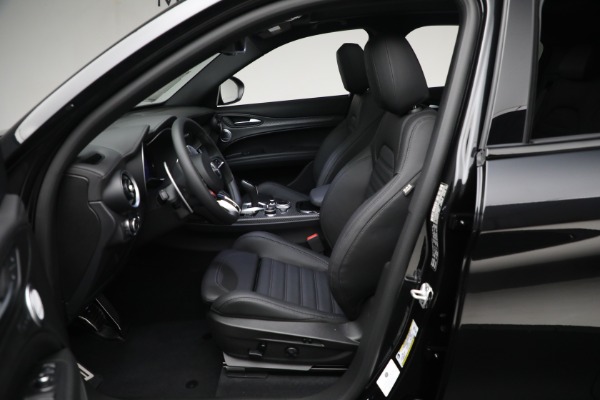 New 2024 Alfa Romeo Stelvio Quadrifoglio for sale $94,570 at Bugatti of Greenwich in Greenwich CT 06830 27
