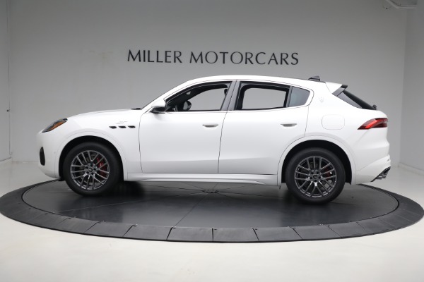 New 2024 Maserati Grecale GT for sale Sold at Bugatti of Greenwich in Greenwich CT 06830 8