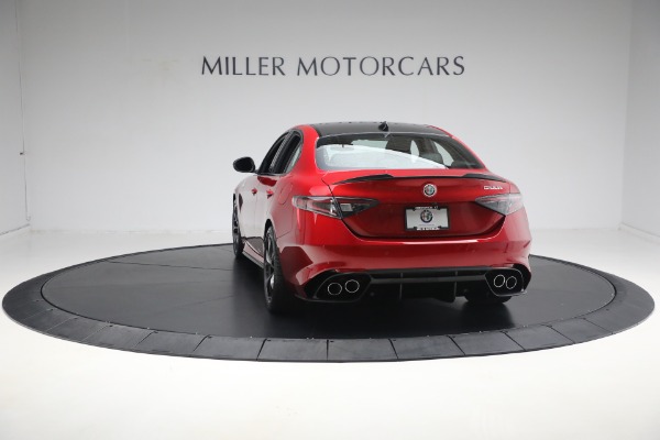 New 2024 Alfa Romeo Giulia Quadrifoglio for sale $79,415 at Bugatti of Greenwich in Greenwich CT 06830 10