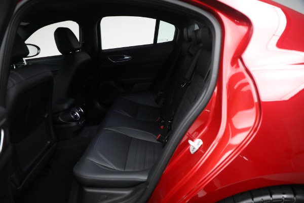 New 2024 Alfa Romeo Giulia Quadrifoglio for sale $79,415 at Bugatti of Greenwich in Greenwich CT 06830 28