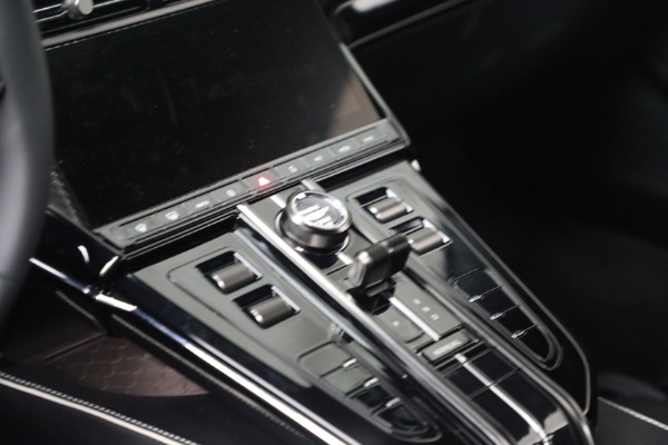 New 2025 Aston Martin Vantage for sale Sold at Bugatti of Greenwich in Greenwich CT 06830 17