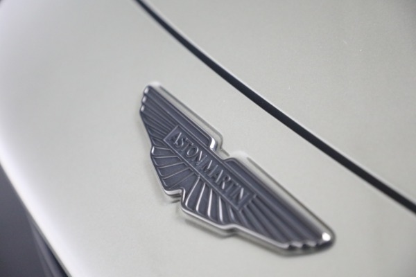 New 2025 Aston Martin Vantage for sale Sold at Bugatti of Greenwich in Greenwich CT 06830 19