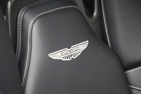 New 2025 Aston Martin Vantage for sale Sold at Bugatti of Greenwich in Greenwich CT 06830 25