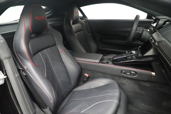 New 2025 Aston Martin Vantage for sale $235,300 at Bugatti of Greenwich in Greenwich CT 06830 24