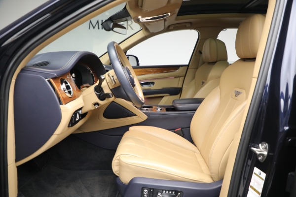 Used 2021 Bentley Bentayga V8 for sale Sold at Bugatti of Greenwich in Greenwich CT 06830 16