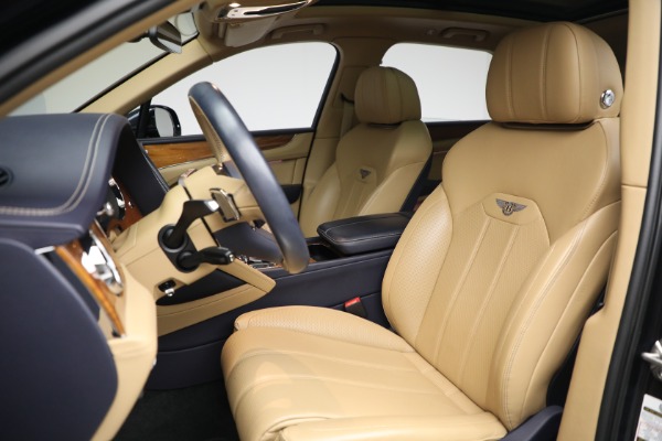 Used 2021 Bentley Bentayga V8 for sale Sold at Bugatti of Greenwich in Greenwich CT 06830 17