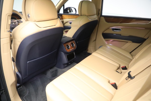 Used 2021 Bentley Bentayga V8 for sale Sold at Bugatti of Greenwich in Greenwich CT 06830 21