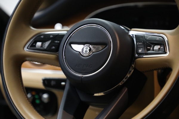 Used 2021 Bentley Bentayga V8 for sale Sold at Bugatti of Greenwich in Greenwich CT 06830 26