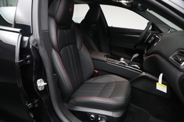 New 2024 Maserati Ghibli Modena Ultima Q4 for sale $91,841 at Bugatti of Greenwich in Greenwich CT 06830 28