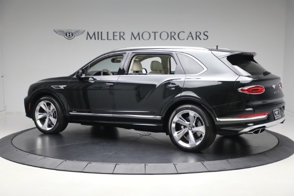 Used 2024 Bentley Bentayga EWB Azure V8 for sale $239,900 at Bugatti of Greenwich in Greenwich CT 06830 4
