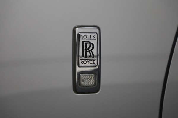 Used 2017 Rolls-Royce Wraith for sale Sold at Bugatti of Greenwich in Greenwich CT 06830 19