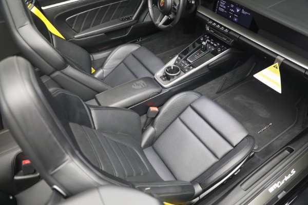 Used 2021 Porsche 911 Turbo S for sale Sold at Bugatti of Greenwich in Greenwich CT 06830 26