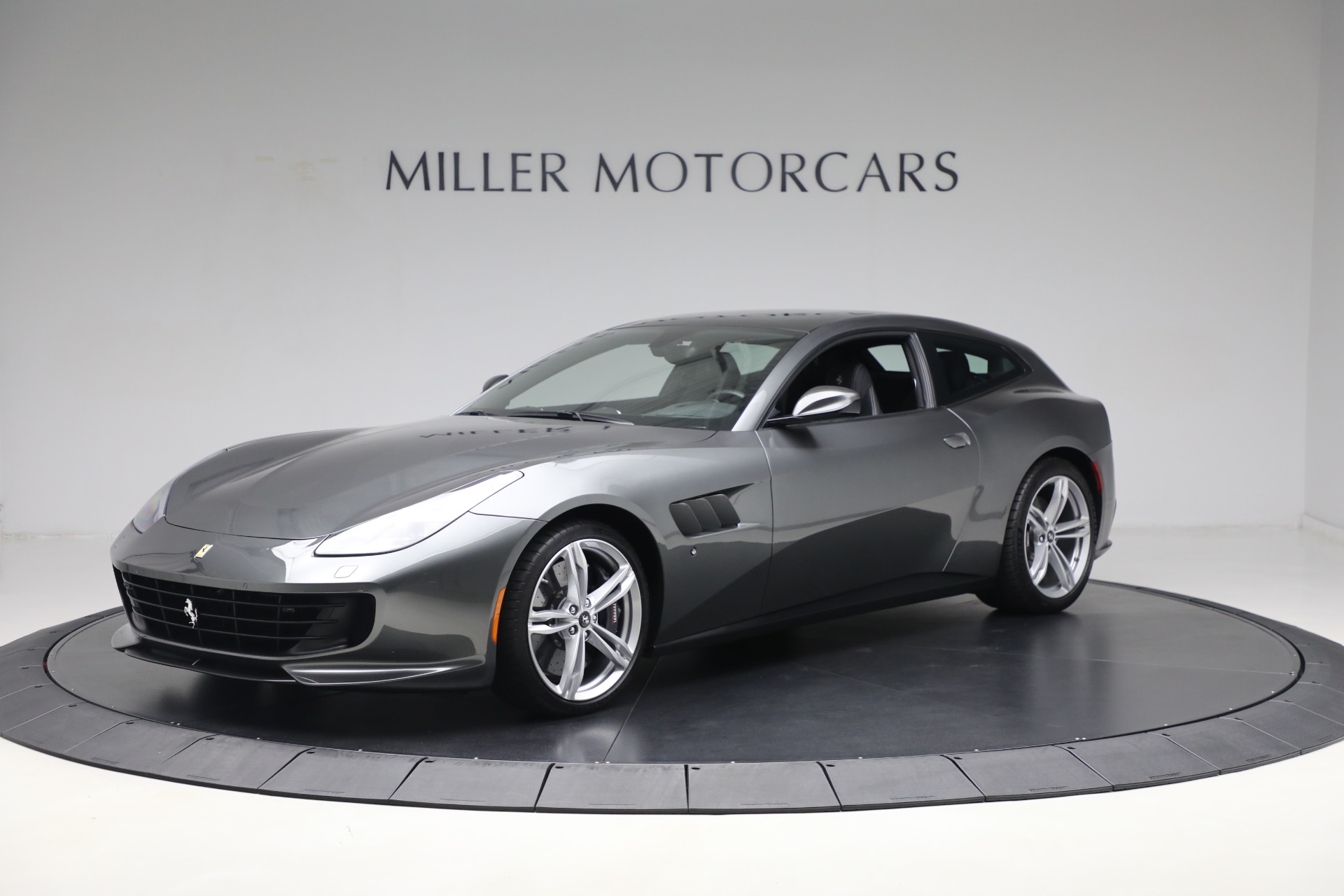 Used 2019 Ferrari GTC4Lusso for sale $305,900 at Bugatti of Greenwich in Greenwich CT 06830 1
