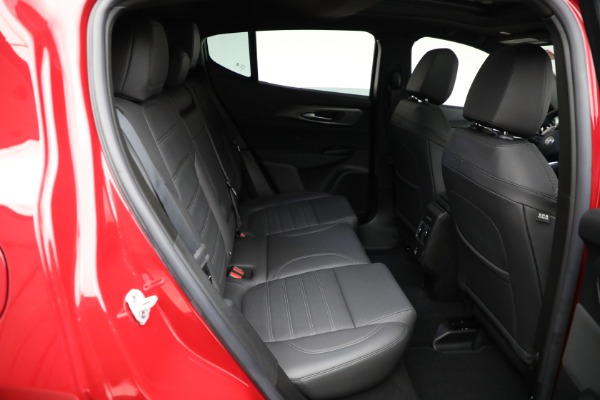 New 2024 Alfa Romeo Tonale Veloce for sale Sold at Bugatti of Greenwich in Greenwich CT 06830 14