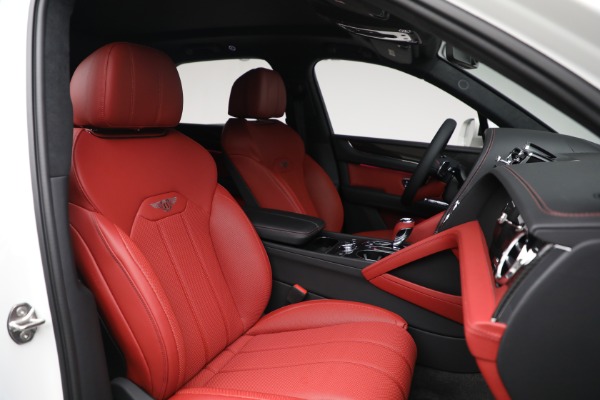 New 2025 Bentley Bentayga V8 for sale Sold at Bugatti of Greenwich in Greenwich CT 06830 22