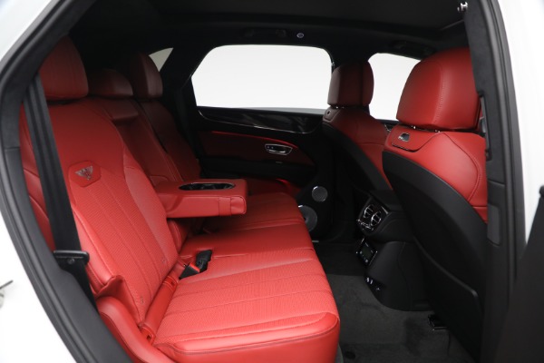 New 2025 Bentley Bentayga V8 for sale Sold at Bugatti of Greenwich in Greenwich CT 06830 24