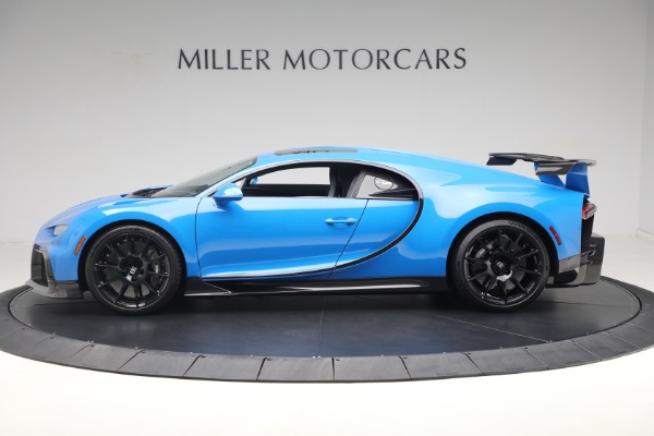 Used 2021 Bugatti Chiron Pur Sport for sale Call for price at Bugatti of Greenwich in Greenwich CT 06830 3