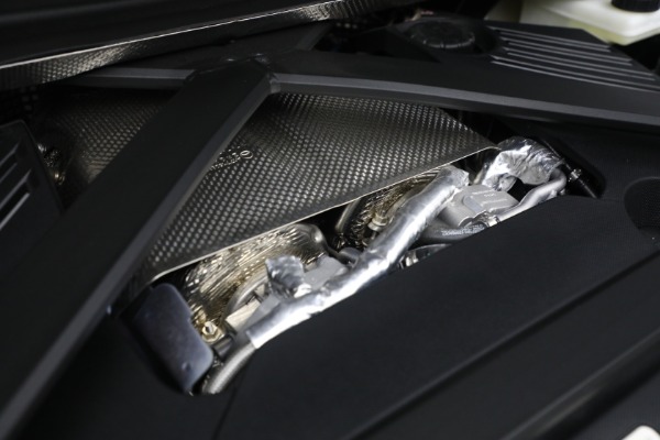 New 2025 Aston Martin Vantage for sale $243,200 at Bugatti of Greenwich in Greenwich CT 06830 27