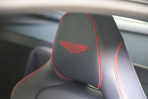 New 2025 Aston Martin Vantage for sale $243,100 at Bugatti of Greenwich in Greenwich CT 06830 16