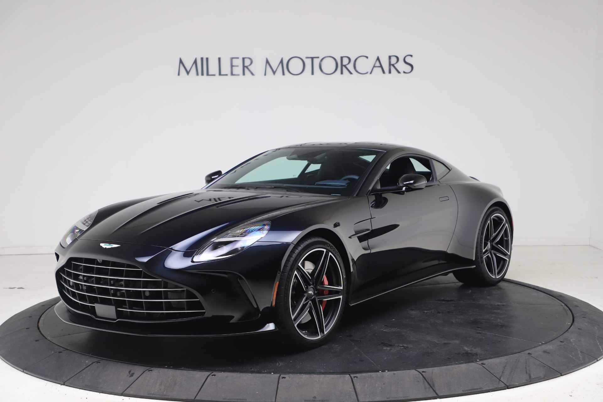 New 2025 Aston Martin Vantage for sale $243,100 at Bugatti of Greenwich in Greenwich CT 06830 1