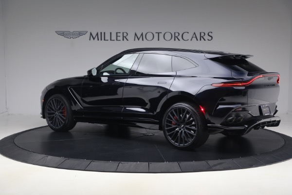 Used 2025 Aston Martin DBX 707 for sale $209,900 at Bugatti of Greenwich in Greenwich CT 06830 6