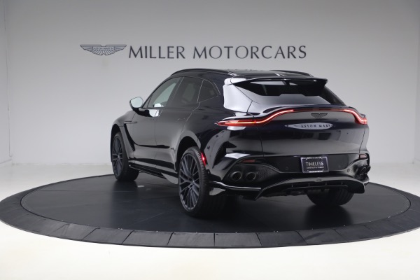 Used 2025 Aston Martin DBX 707 for sale $209,900 at Bugatti of Greenwich in Greenwich CT 06830 7