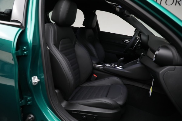 New 2024 Alfa Romeo Giulia Quadrifoglio for sale Sold at Bugatti of Greenwich in Greenwich CT 06830 13