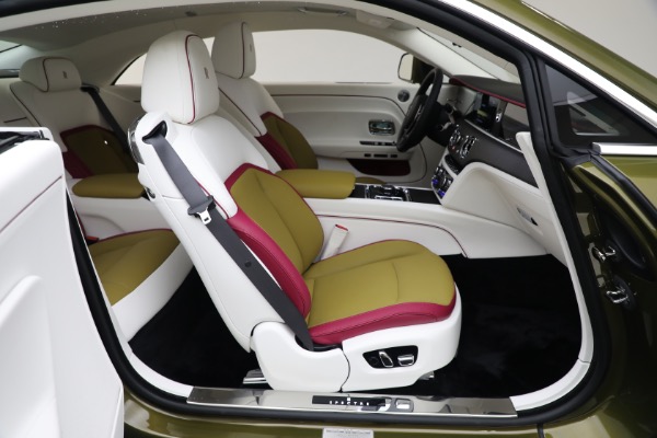 Used 2025 Rolls-Royce Spectre for sale $409,900 at Bugatti of Greenwich in Greenwich CT 06830 19