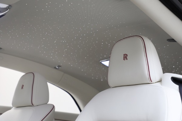 Used 2025 Rolls-Royce Spectre for sale $409,900 at Bugatti of Greenwich in Greenwich CT 06830 28