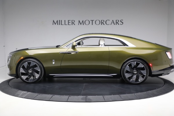 Used 2025 Rolls-Royce Spectre for sale $409,900 at Bugatti of Greenwich in Greenwich CT 06830 3