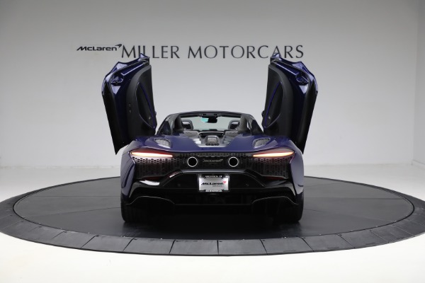 New 2025 McLaren Artura Spider TechLux for sale $327,158 at Bugatti of Greenwich in Greenwich CT 06830 17