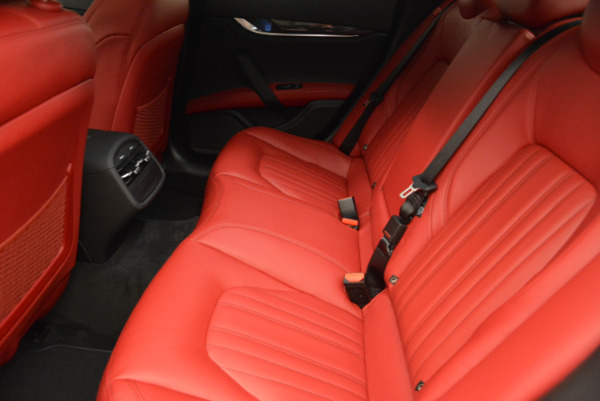 Used 2017 Maserati Ghibli S Q4 for sale Sold at Bugatti of Greenwich in Greenwich CT 06830 18